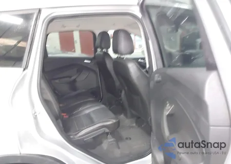 2014 Ford Escape Titanium z USA, uszkodzony, nr VIN 1FMCU9J98EUB63168